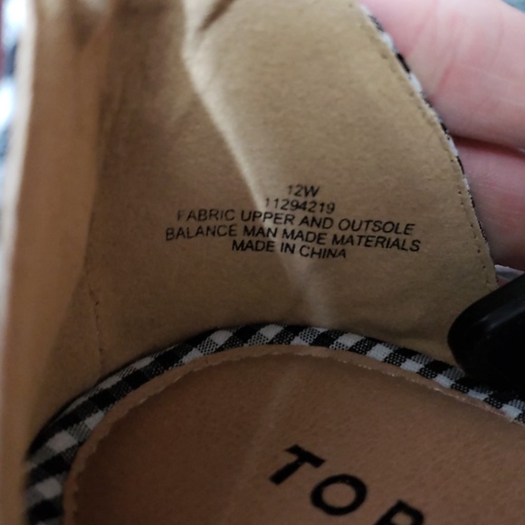 Torrid | Gingham Bow Sandal - Picture 6 of 7